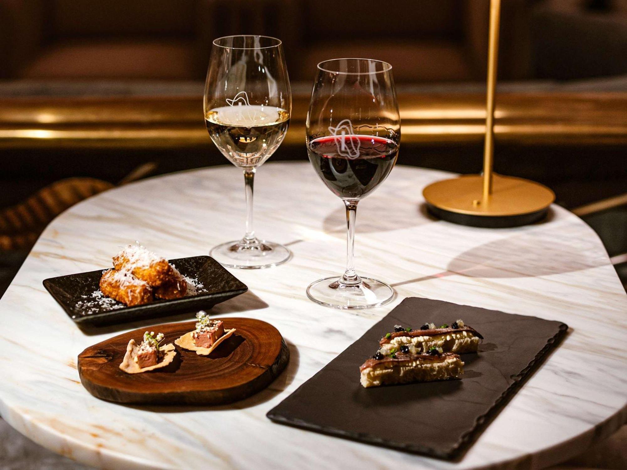 The Playford Adelaide - Mgallery Exterior foto Wine and tapas